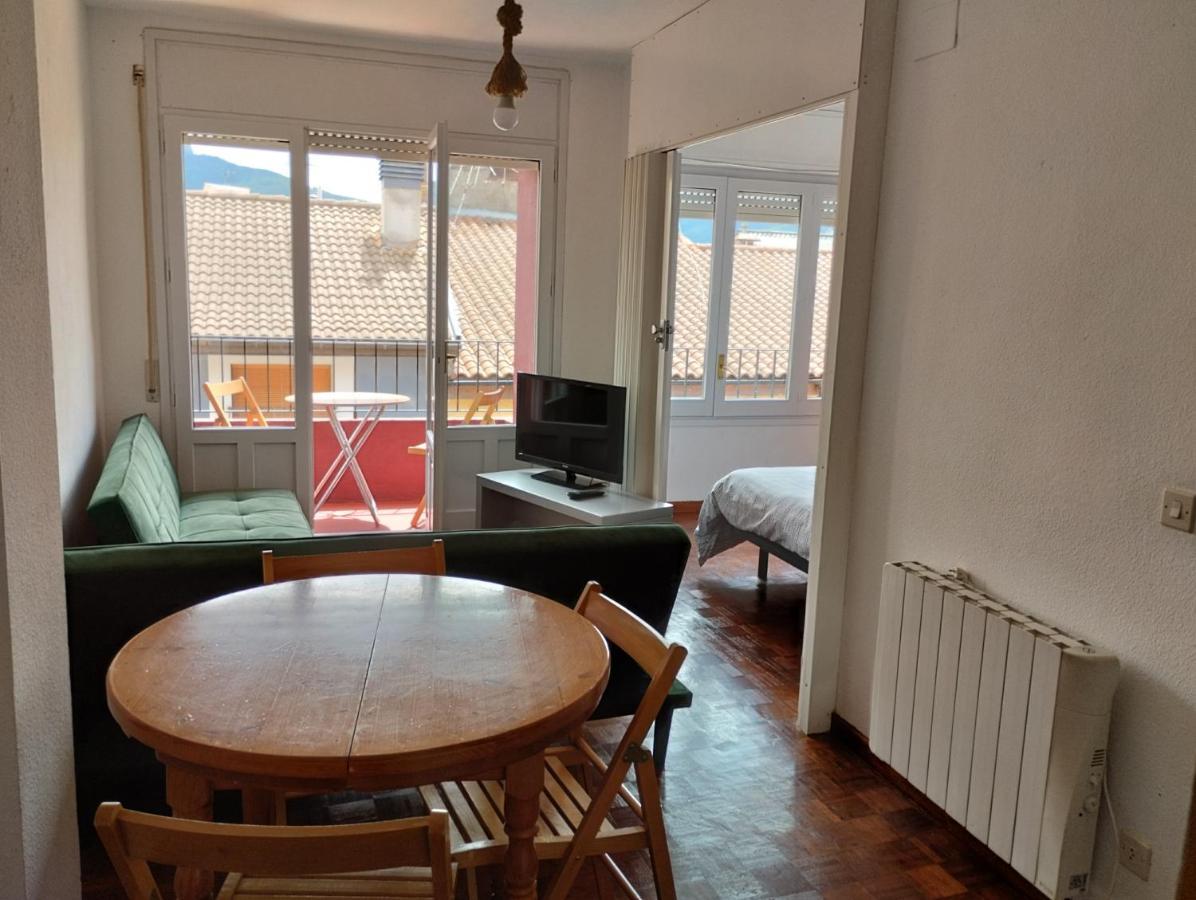 Luminoso, céntrico y silencioso apartamento Jaca Exterior foto